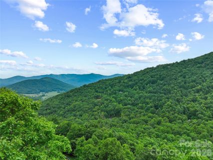 99999 Winding Poplar Road active home in Laurel Ridge, Black Mountain, NC