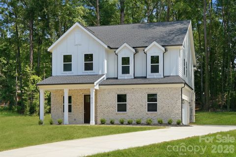 612 Camelot Drive active home in Country Club Hills, Salisbury, NC