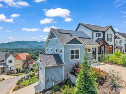 285 Mount Allen Heights active home in Tudor Croft, Black Mountain, NC