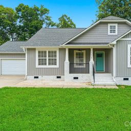 1556 Meadow Glen Lane