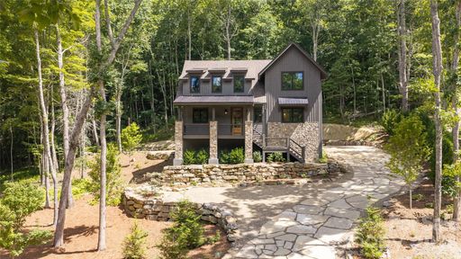 Homes in Chinquapin, Glenville