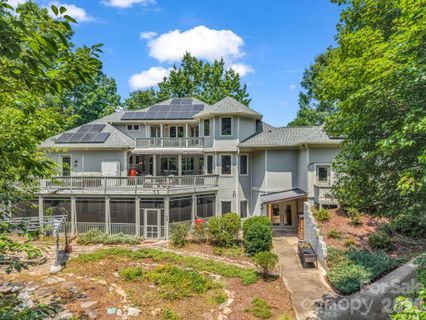 556 Quail Ridge Boulevard active home in Rumbling Bald On Lake Lure, Lake Lure, NC