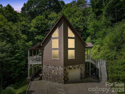 Homes in Valley View Estates, Maggie Valley