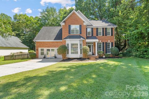 Homes in The Heathers, Matthews