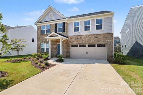 11122 Glasden Road active home in Parkside Crossing, Charlotte, NC
