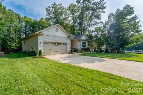 157 Wylie Trail active home in Northlake, Statesville, NC