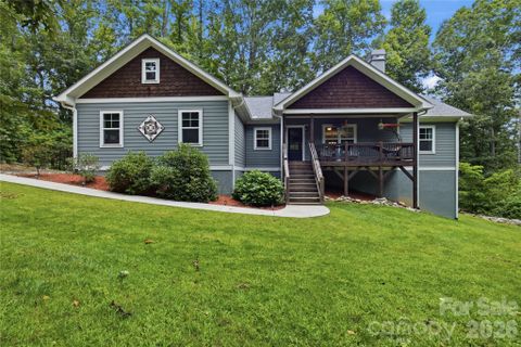 72 Summer Shade Court active home in Old Orchard, Hendersonville, NC
