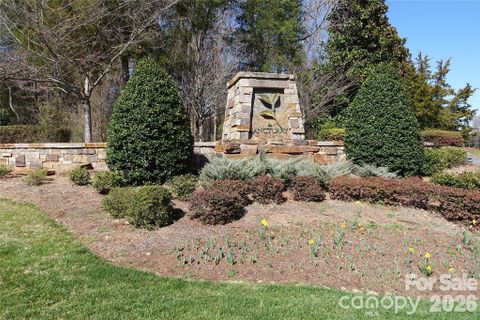 14427 Roe Buck Meadow Lane active home in The Sanctuary, Charlotte, NC