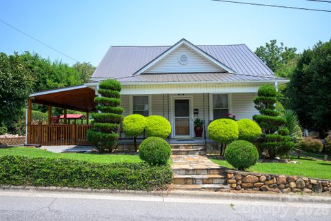 Homes in Marion Manufacturing Company, Marion