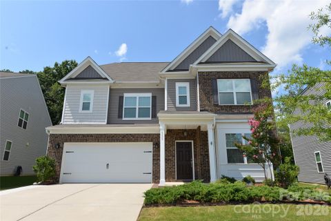 111 Lambeth Loop active home in Gambill Forest, Mooresville, NC