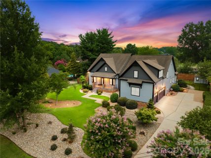 Homes in Lakeview Shores, Mooresville