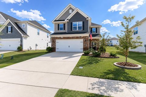 333 Kennerly Center Drive active home in Gambill Forest, Mooresville, NC