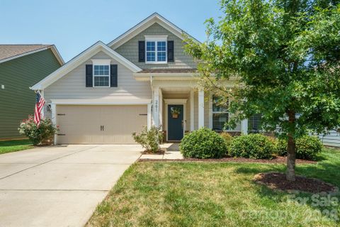 261 Robinwood Lane active home in Cypress Point, Lake Wylie, SC