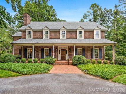 15 Browntown Road pending home in Biltmore Forest, Asheville, NC