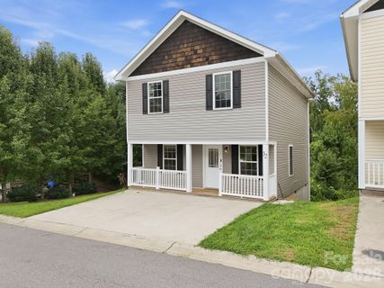 32 Jeff Drive active home in Amber Sunset, Asheville, NC