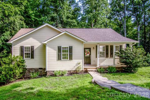 127 Wood Acre Drive active home in English Hills, Mooresville, NC