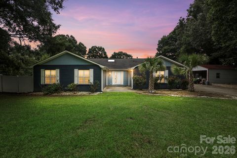 Homes in Springwater, Matthews