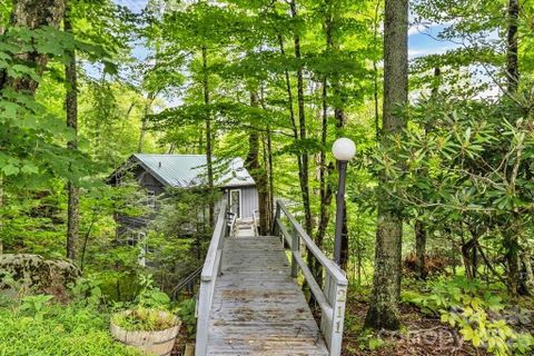 A home in Creekridge, Beech Mountain