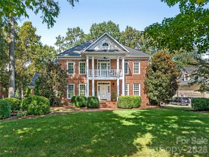 5216 Sunningdale Drive active home in Providence Country Club, Charlotte, NC