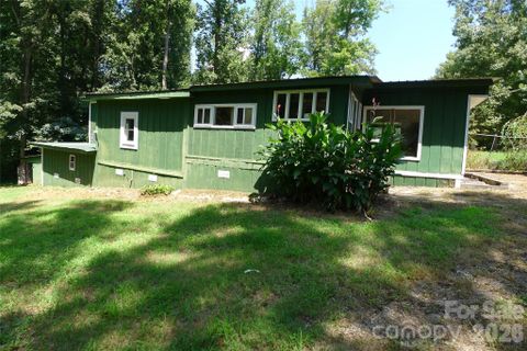 Homes in Oakland Heights, Mocksville