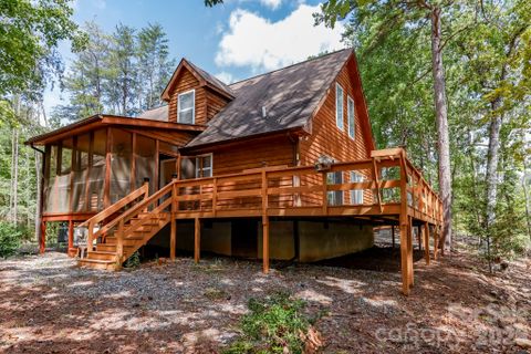 253 Nors Way active home in Indian Head Acres, Lake Lure, NC