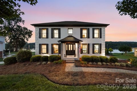 Homes in Catawba Station, Catawba