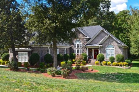 2744 Smith Field Drive
