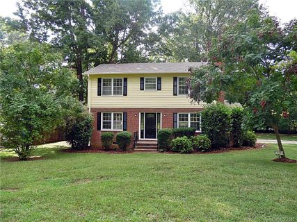 739 Twin Lakes Road