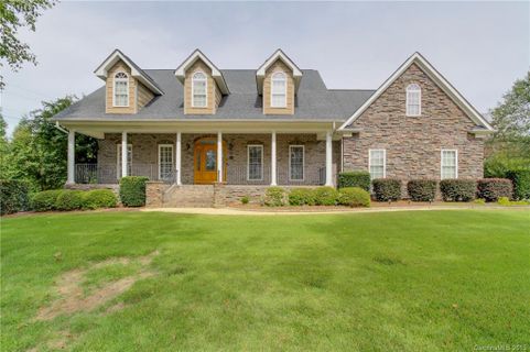 330 W Cj Thomas Road