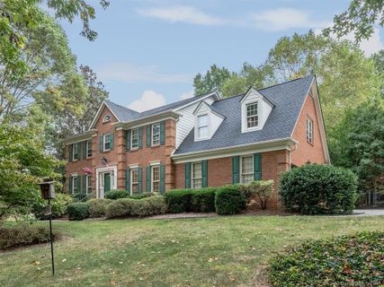 7401 Lawkins Lane
