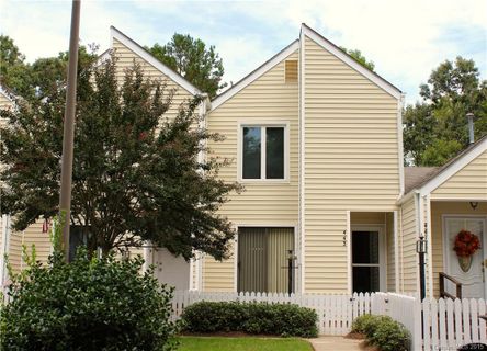 443 Eastwood Drive