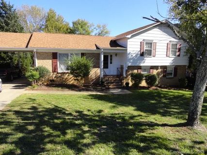 909 Sandy Lane sold home in Forest Brook, Gastonia, NC