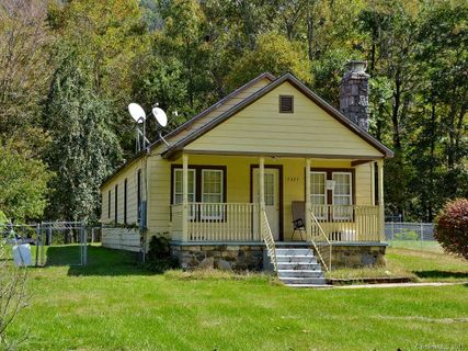 12387 Cruso Road sold home in EAST FORK, Canton, NC
