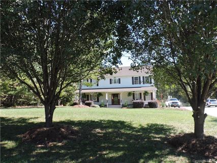 1499 Woodbend Court