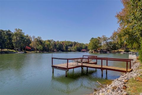 4622 Dick Wilson Road