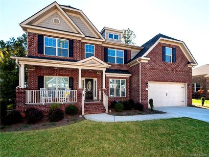 127 Misty Woods Drive