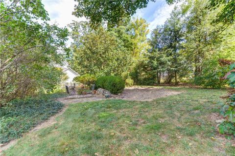 9999 Collenwood Road