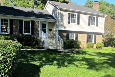 4047 Tamerlane Drive