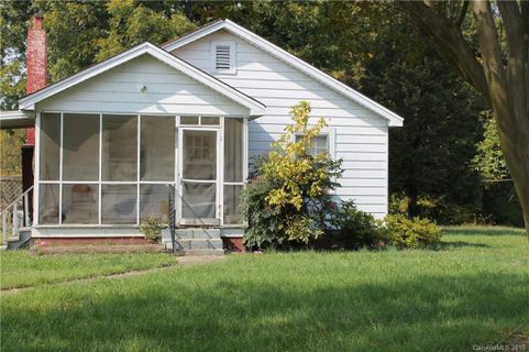 1506 Westover Street sold home in Hilltop, Lowell, NC