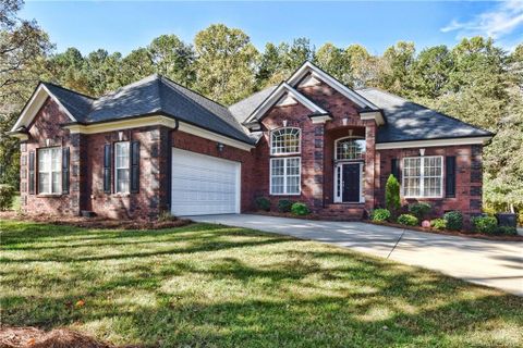 159 Monarch Lane sold home in Davidson Creek, Mooresville, NC