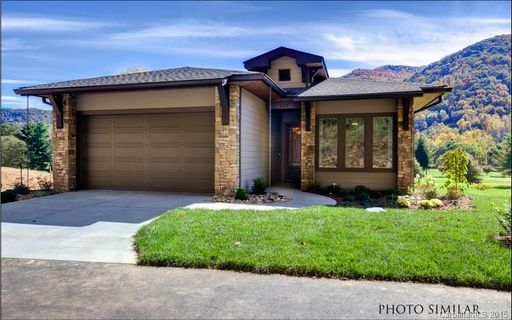 6 B Alexander Drive 6-B