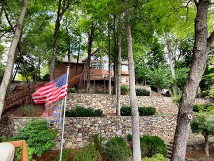334 Chapel Point Road sold home in Lurewoods, Lake Lure, NC