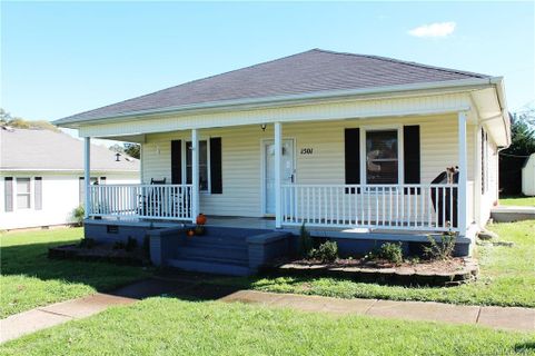 1501 Perfection Avenue