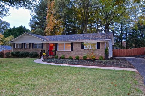744 Twin Oaks Road