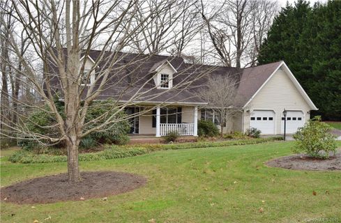 6 Cambridge Drive