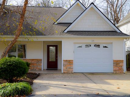 25 Honeycomb Circle lot 12