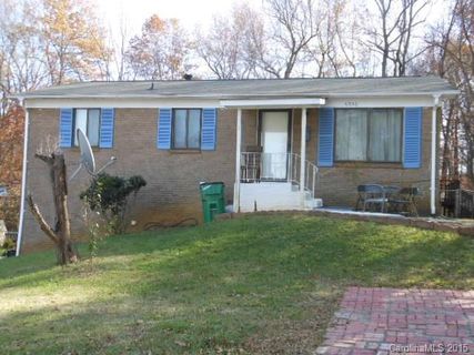 4036 Colebrook Road sold home in Colebrook, Charlotte, NC