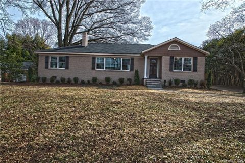 112 Wendover Road sold home in Wendover Hills, Charlotte, NC