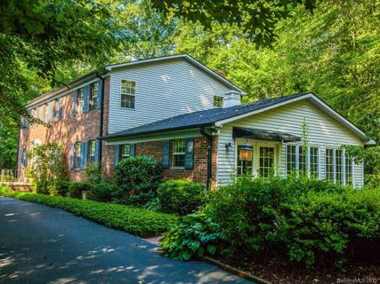 10 Hunters Lane
