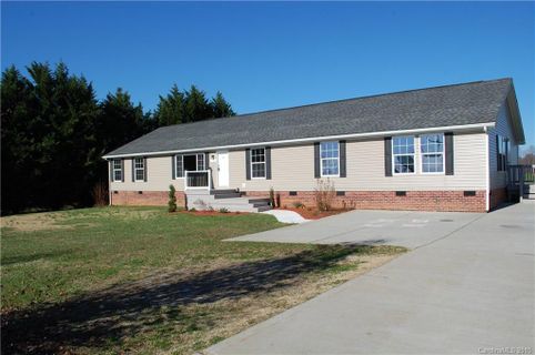118 Speaks Road